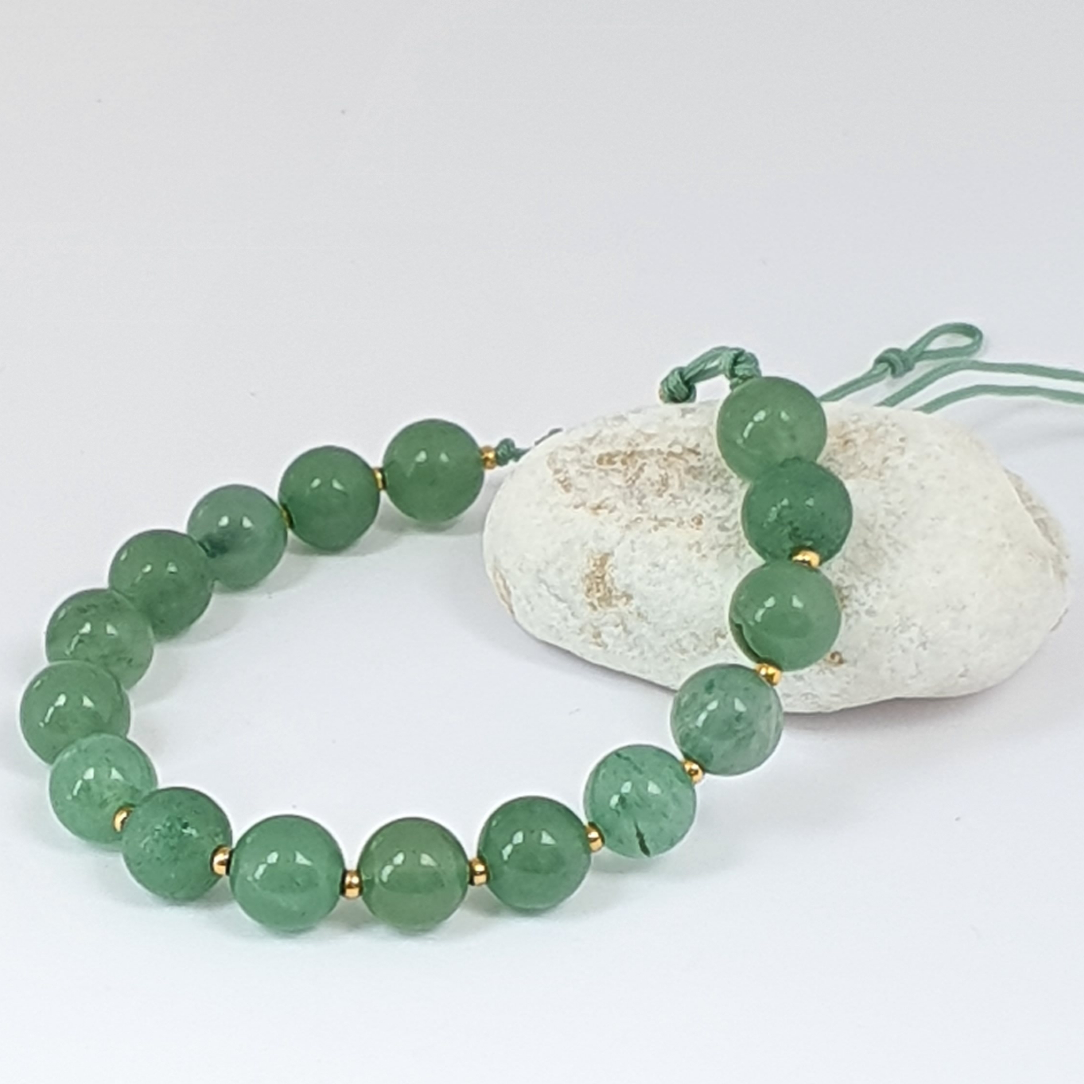 Armband mit grünen Jade Perlen