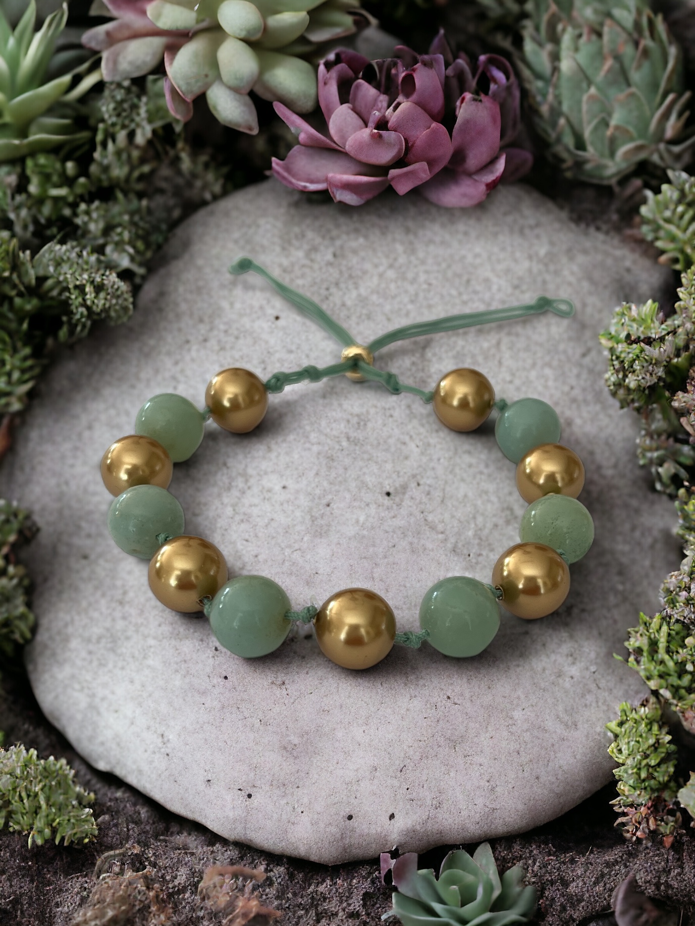 Gold-Grünes Perlen Armband